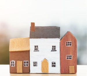 What’s the Difference Between Adverse Credit and Low Credit in The UK?