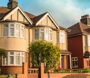 Can I Get a Mortgage with 2 Years Left on My UK Visa?